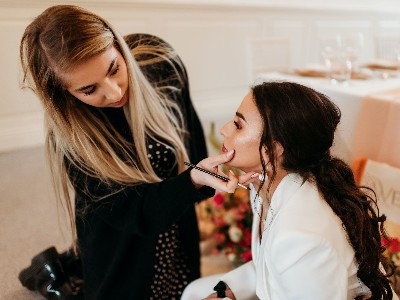 bridal cosmetic mistakes not trying the makeup first