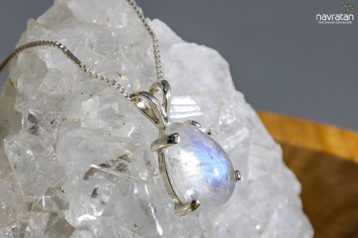 Moonstone pendant on white stone