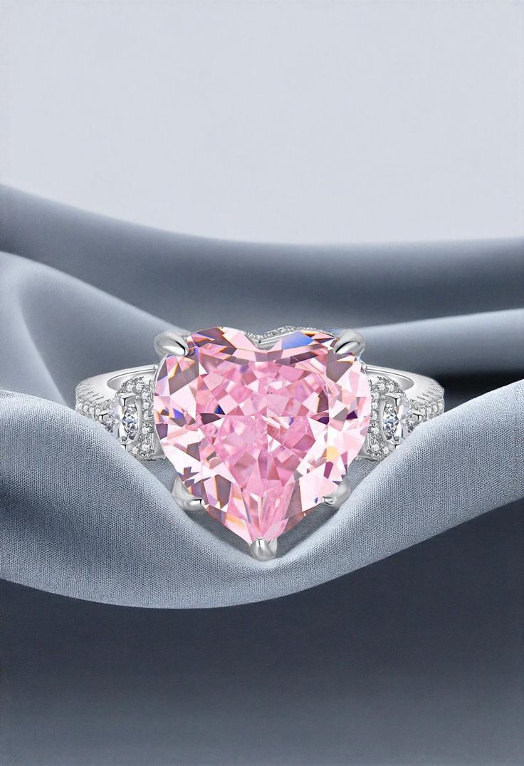 Custom Designs Shine on Style.