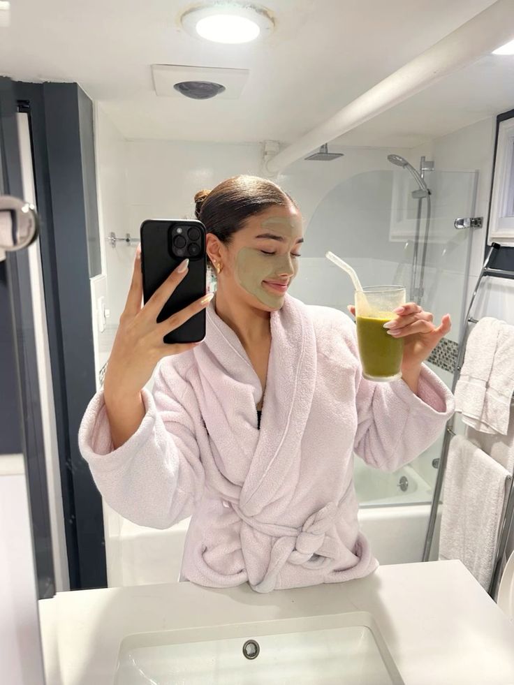 Model drinking healthy smoothie