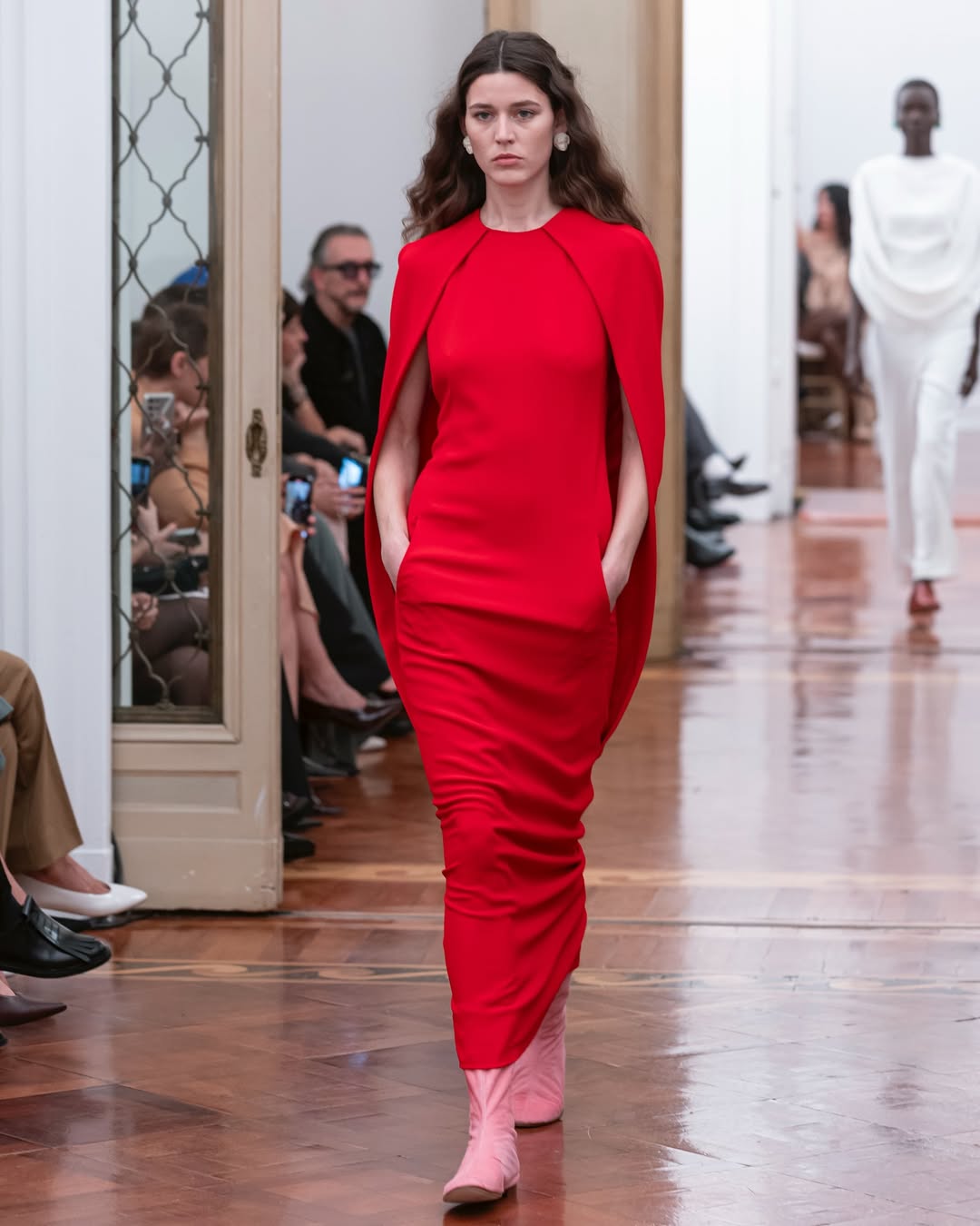 Model Vivienne Rohner walks the runway for Alberta Ferretti Womenswear’s Fall/Winter 2025/2026 “Progressive Romantics” collection.