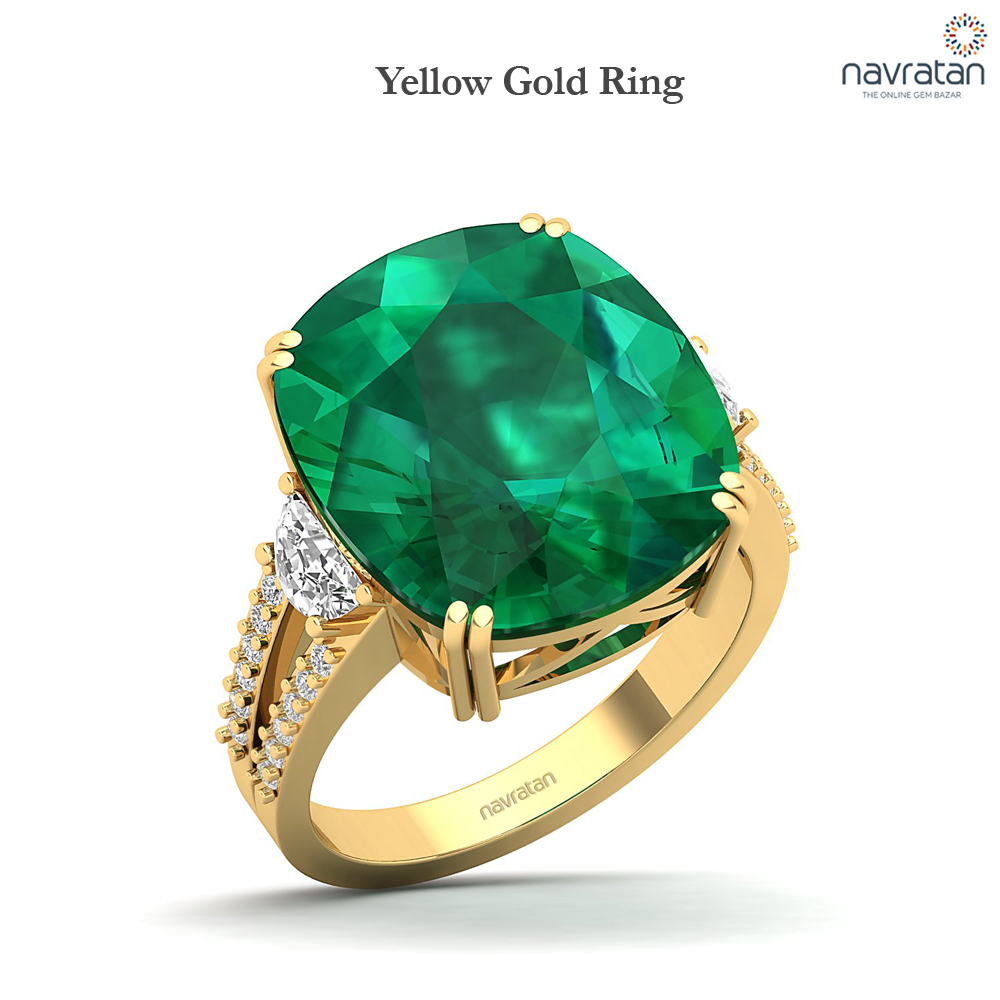 Gold Emerald ring