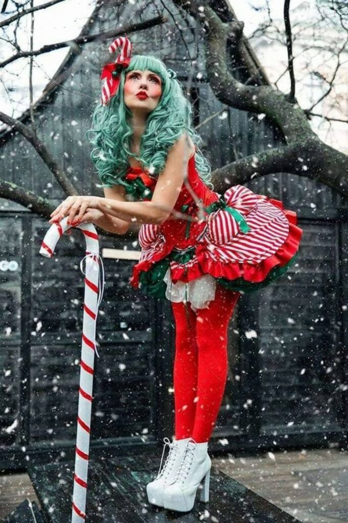 14 Stunning Candy Cane Outfit You Can Try This Christmas